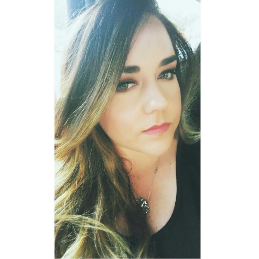 Meet your Posher, Carly